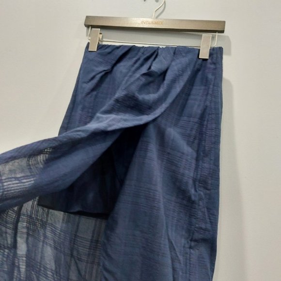 Aritzia Wilfred Pursuit Check Midi Layered Skirt Classic Navy Blue Size 4 - Picture 4 of 8